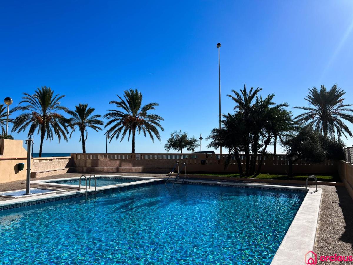 Lindo Al Mar Con Piscina/Tenis ベニカシム エクステリア 写真